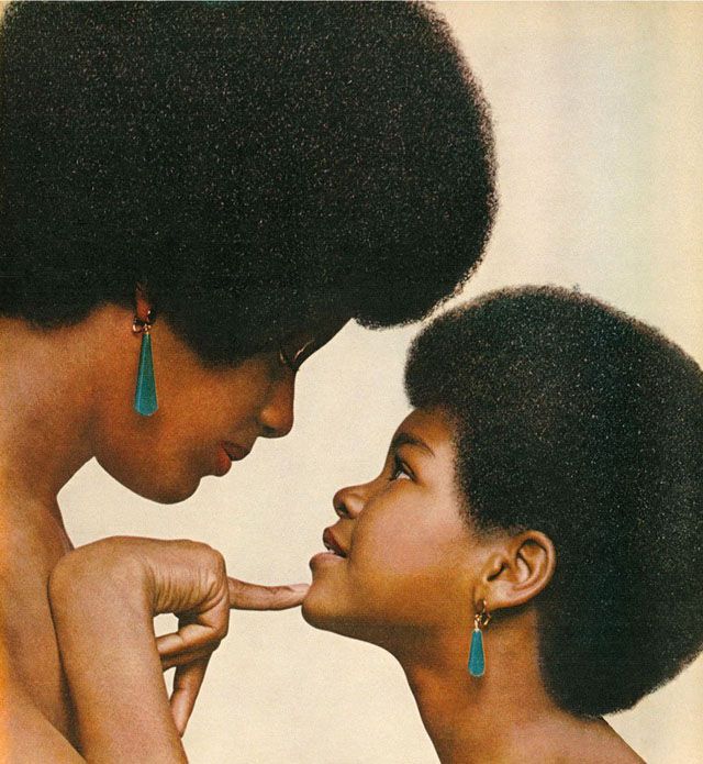 Afro: The Popular Hairstyle of African-American People in the Late 1960s and '70s 1017672847072032293