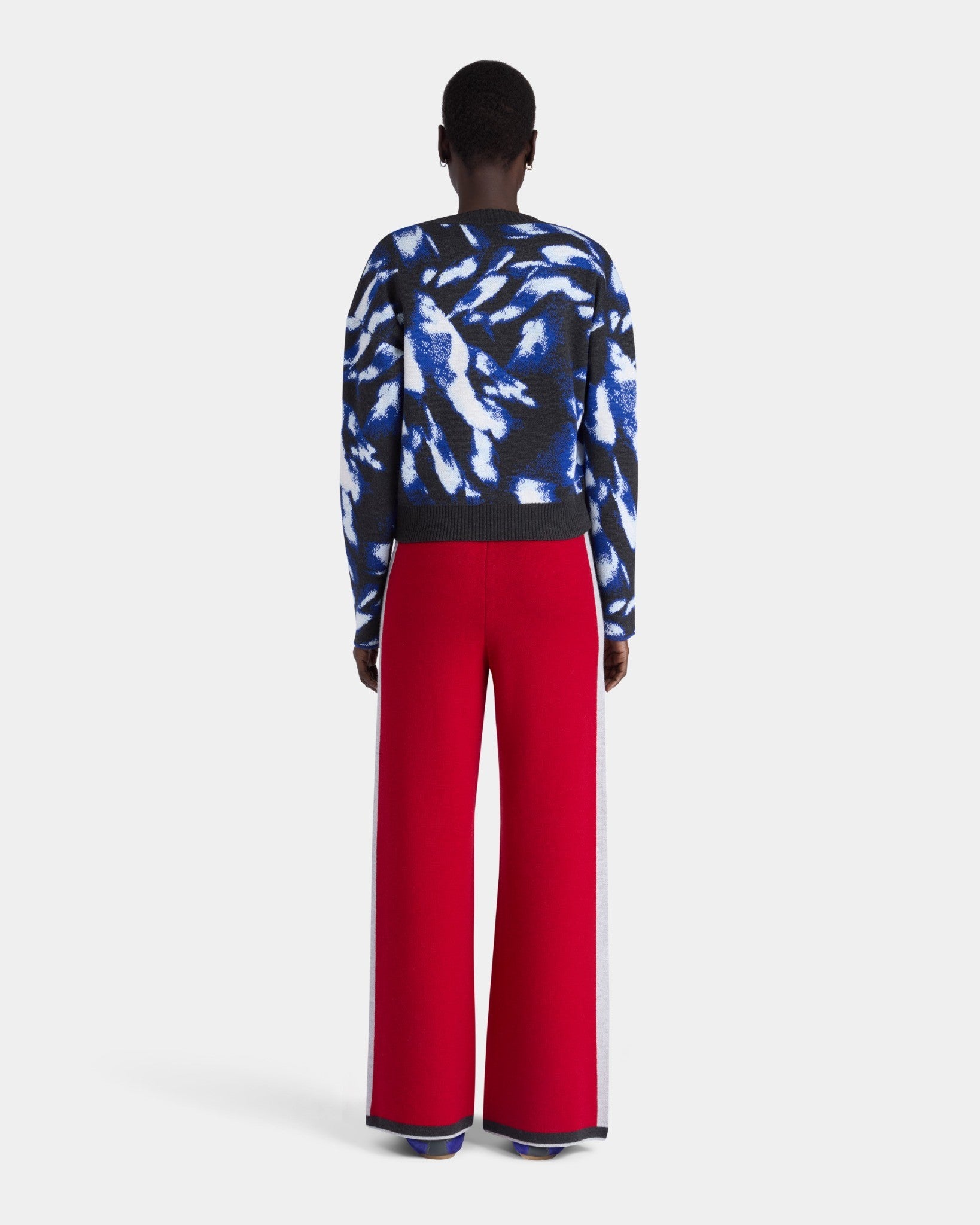 BOXY JACQUARD SWEATER IN BLUE