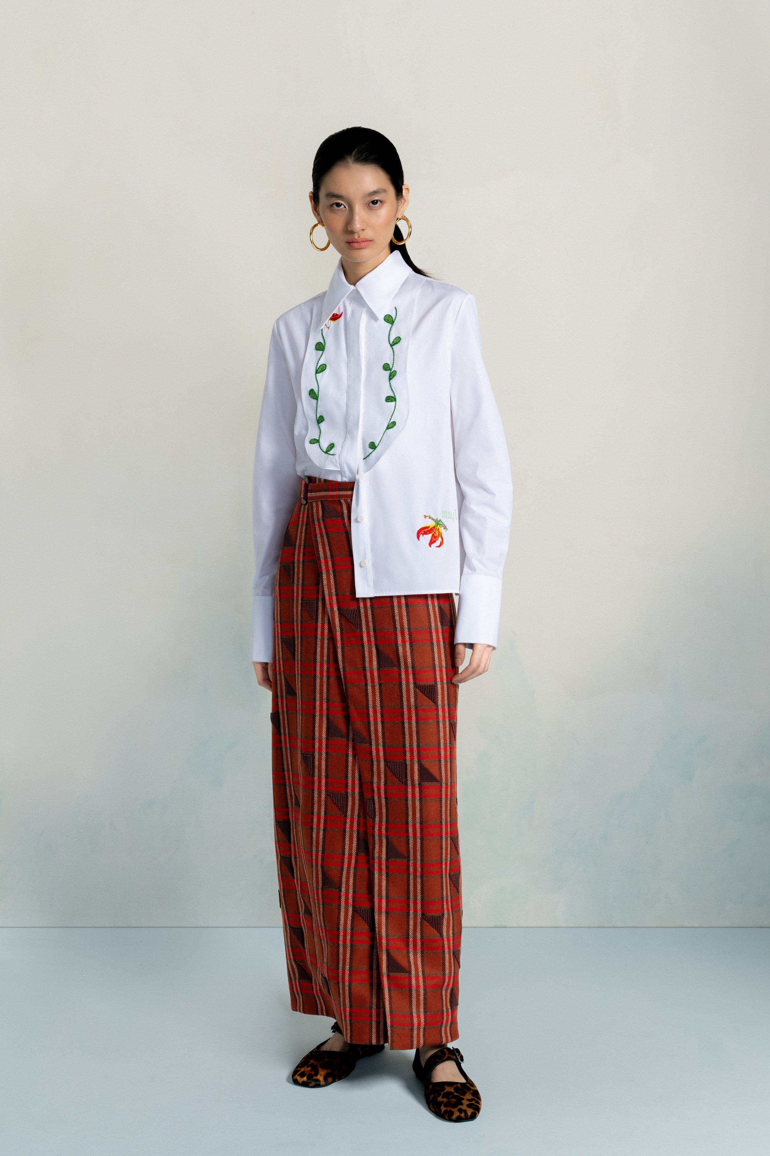 Bib Shirt in White Cotton