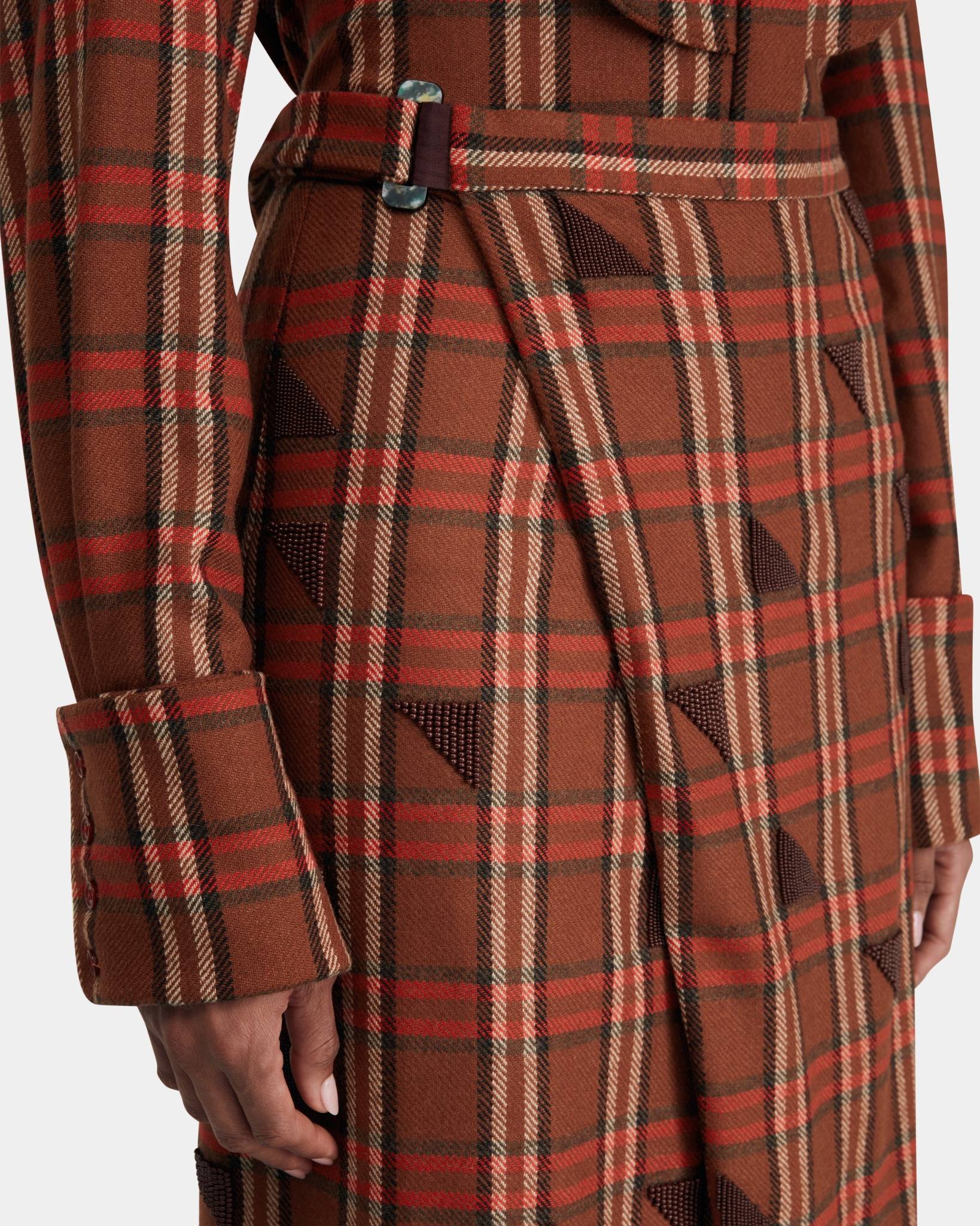 Embroidered Overlap Skirt